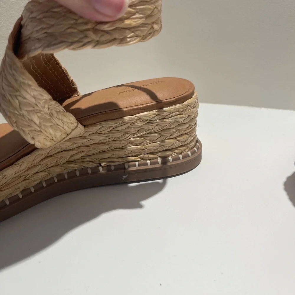 Target Women's Kayla Wedge Heels - Universal Thread™ Beige 9 - Picture 3 of 4